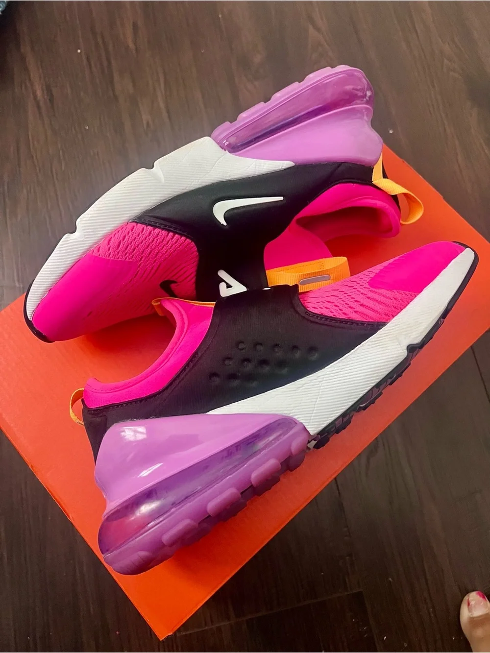 Nike girls air